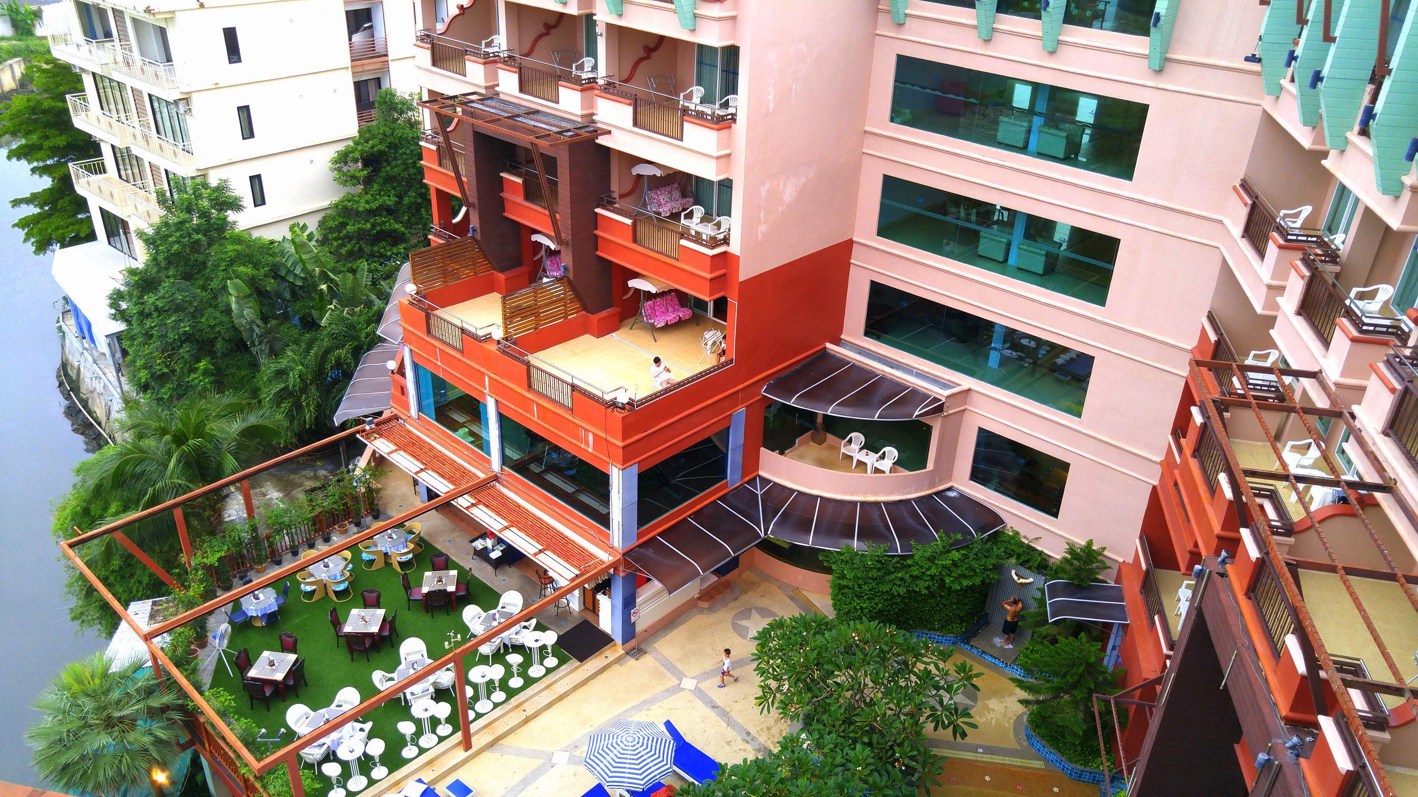 Blue Ocean Resort Patong Luaran gambar
